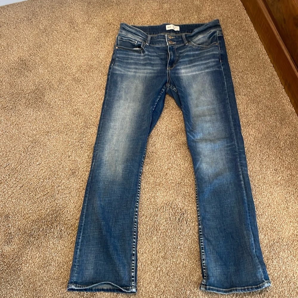 GUC Buckle Payton baby boot cuts, 32*33.5